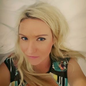 Meet your Posher, Egle